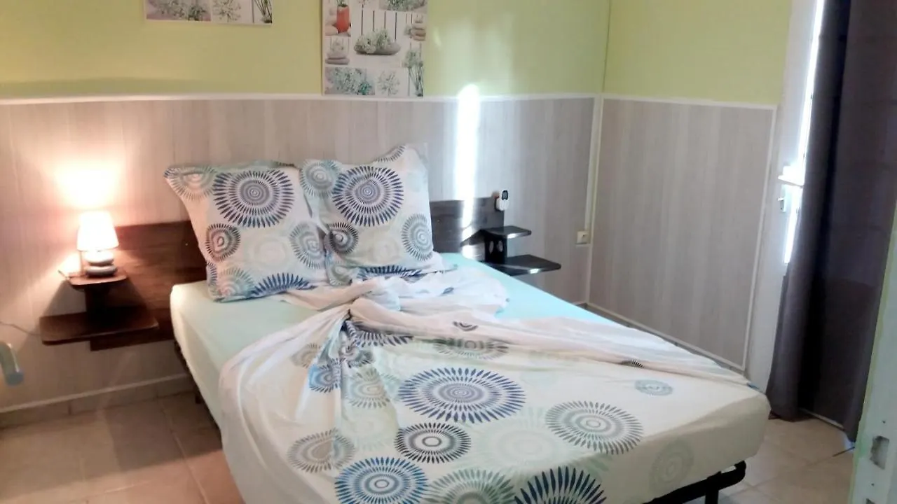 Maison Douce A Riviere-Salee Avec Vue Sur Jardin & Montagne Сasa de vacaciones